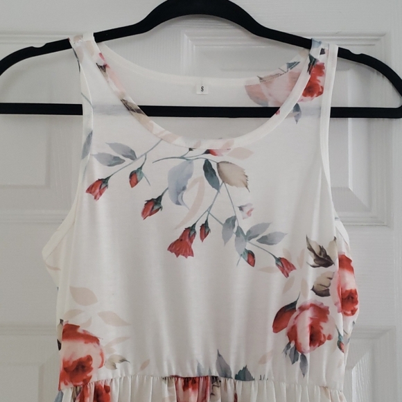 Summer Sleeveless floral sundress - Picture 5 of 7